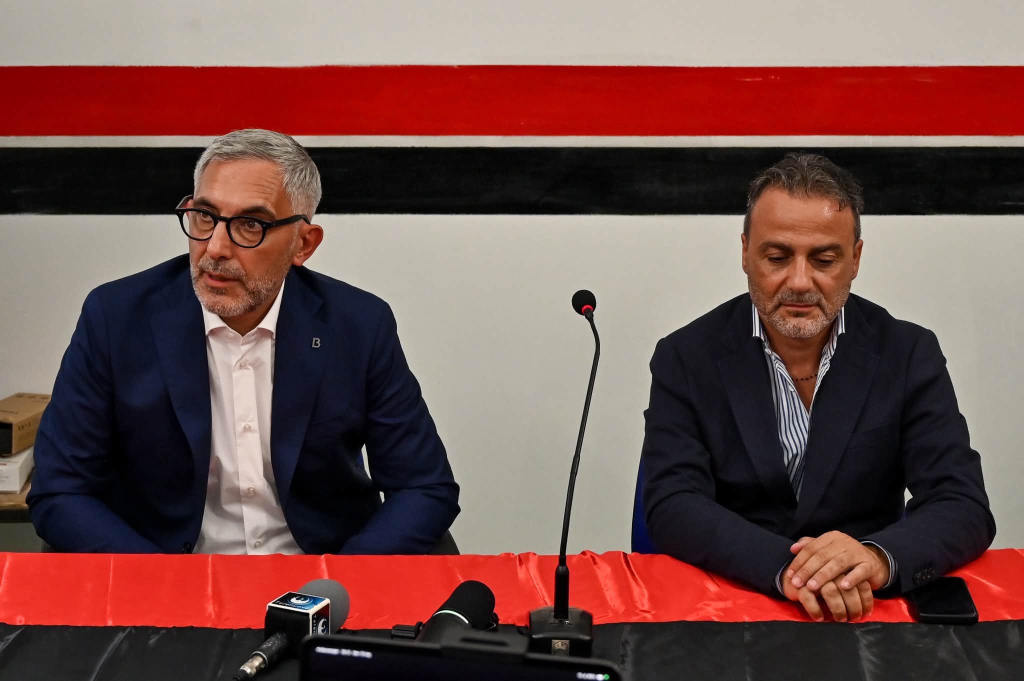 Nocerina, cambio di rotta sui contratti biennali. Solo due calciatori in scadenza nel 2028. Dopo la sosta la squadra riprende nel pomeriggio la preparazione.